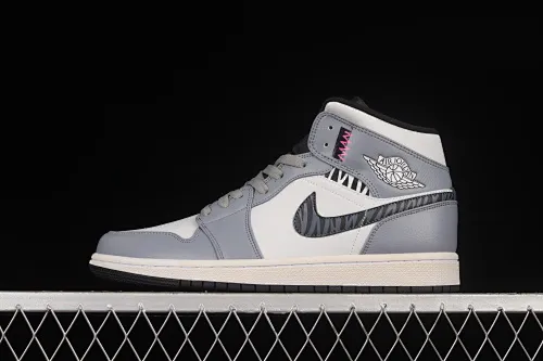 All Categories Air Jordan Jordan Series Basketball Shoes Air Jordan 1 Mid Air Jordan 1 Mid AJ1 Joe 1 Year of the Tiger Customized Chinese Basketball Shoes 554724-170